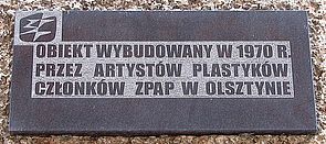 Tablica Związku Polskich Artystów Plastyków, ulica Zamkowa 2a