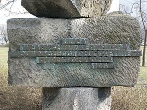 Kamień pamiątkowy Władysława Leonharda, ulica W. Leonharda