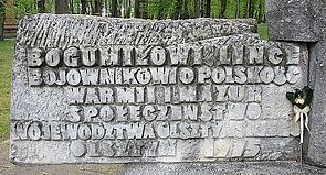 Pomnik Bogumiła Linki, park przy al. Wojska Polskiego