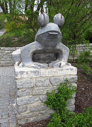 Rzeźba Żaba, Park Podzamcze