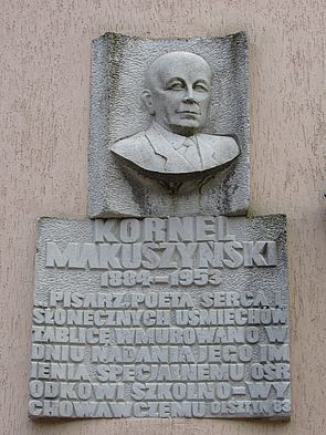Tablica pamiątkowa Kornela Makuszyńskiego, Specjalny Ośrodek Szkolno-Wychowawczy